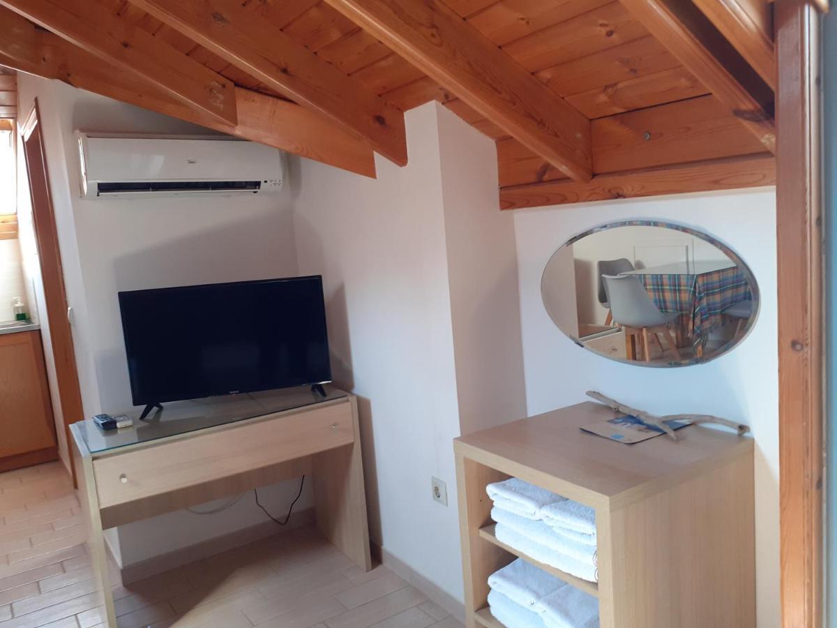 Kritikos Rooms Monemvasia Ngoại thất bức ảnh