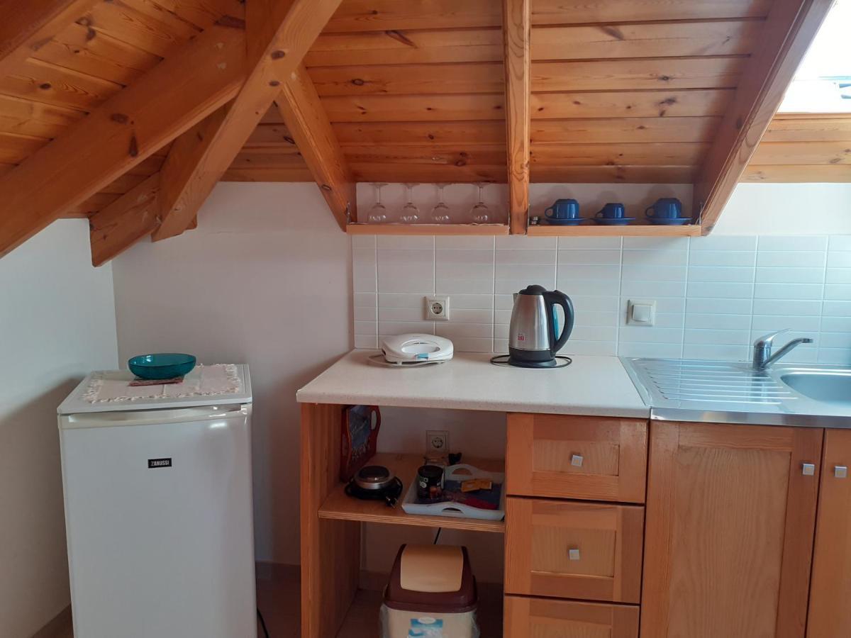 Kritikos Rooms Monemvasia Ngoại thất bức ảnh