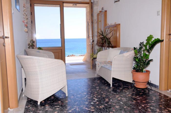 Kritikos Rooms Monemvasia Ngoại thất bức ảnh
