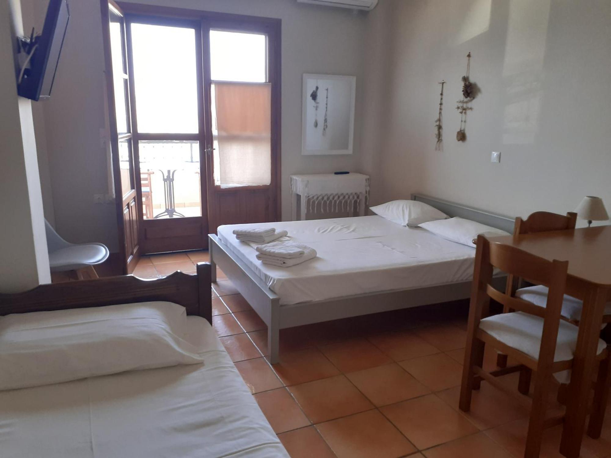 Kritikos Rooms Monemvasia Ngoại thất bức ảnh